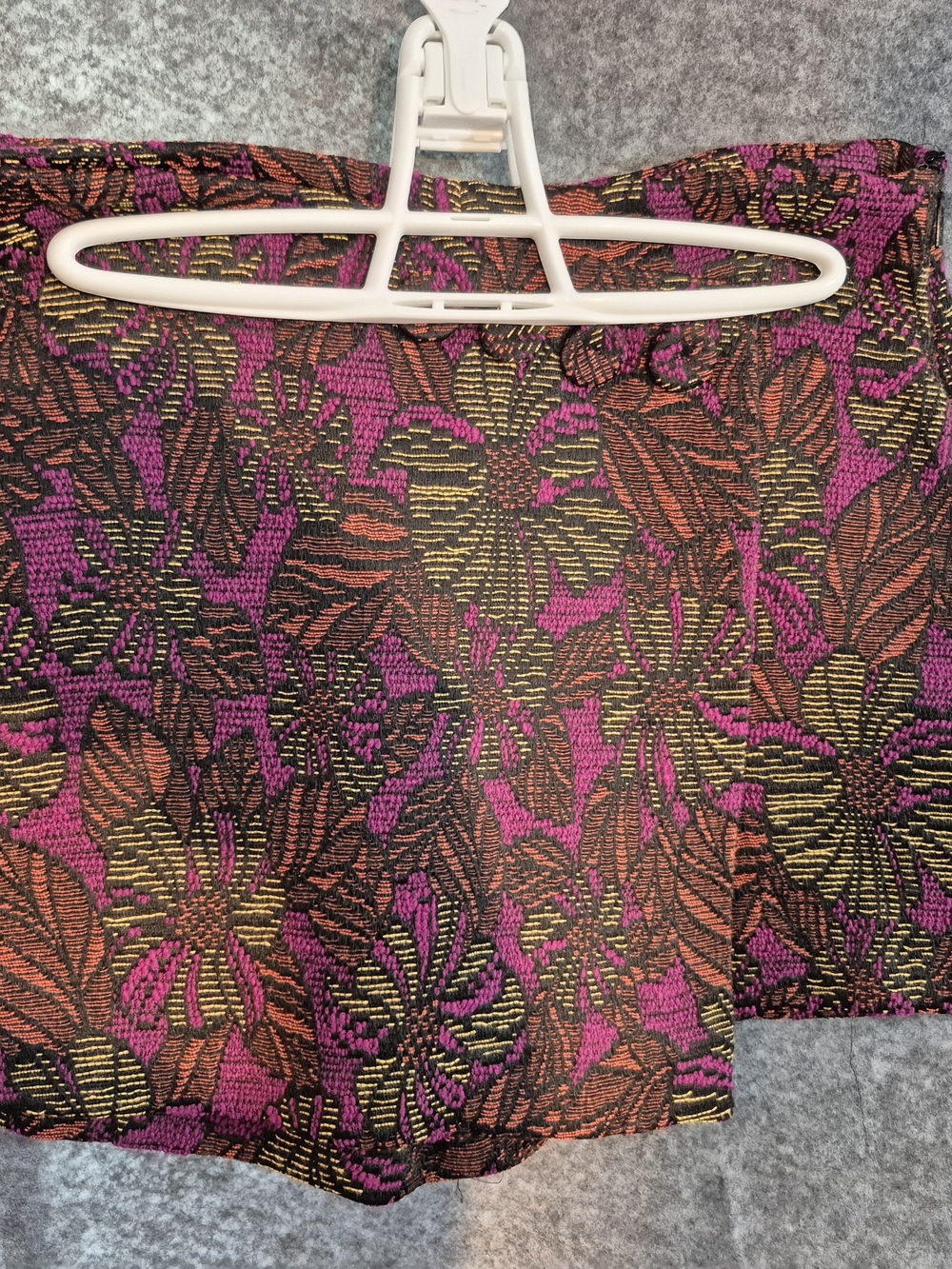 Mango Floral Jacquard Mini Skirt in Fuchsia, Black & Gold